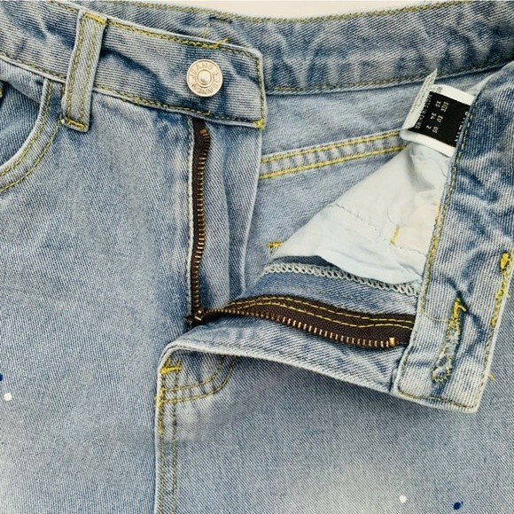 90s Style High Waisted Jeans 2 Blue Light Wash Denim Paint Splatter Taper Retro - Picture 5 of 8
